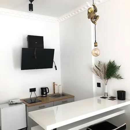 Tiltu 5 Jacuzzi Apartment