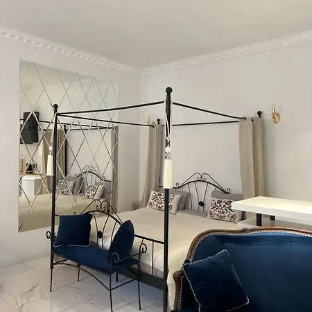 Tiltu 5 Jacuzzi Apartment *
