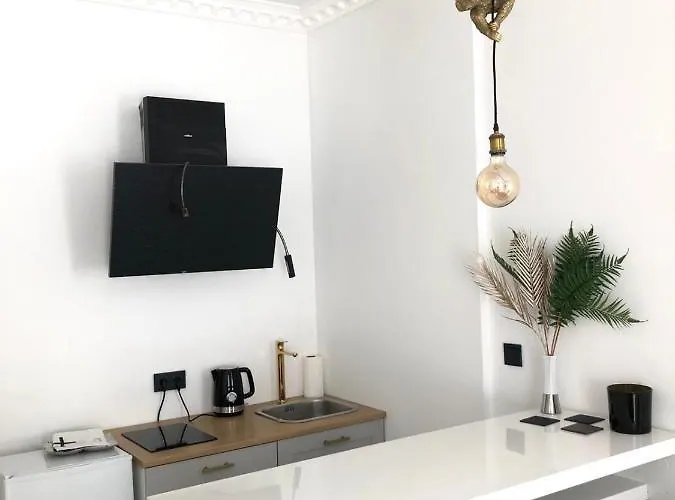 Tiltu 5 Jacuzzi Apartamento